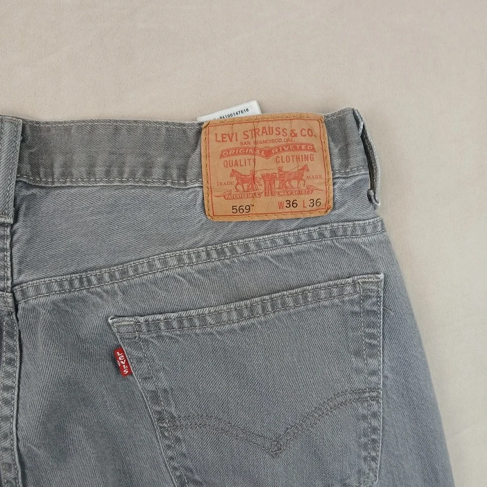 Levis 569 36x36 Mens Jeans Gray Loose Straight ***Actual 35x33 ***‎